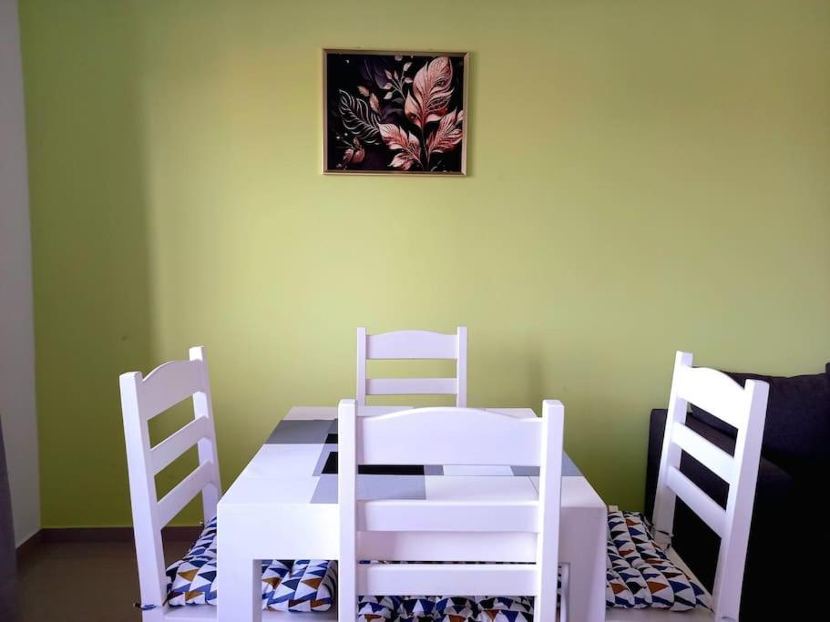 Apartamento Em Santa Maria- Espacoso&Confortavel Apartment ภายนอก รูปภาพ